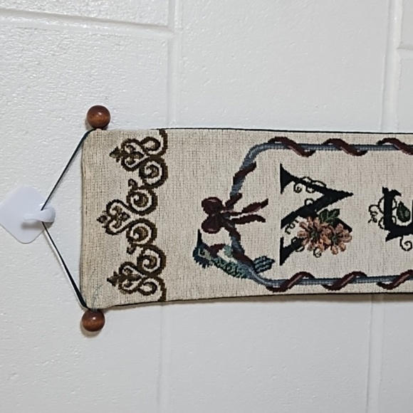 2 Vintage Tapestries Welcome Bird Lovers Cottagecore Decor Approx 36X6 - Picture 3 of 13